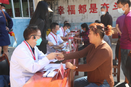 河南省洛阳正骨医院（河南省骨科医院）到王孟镇开展惠民义诊活动1136