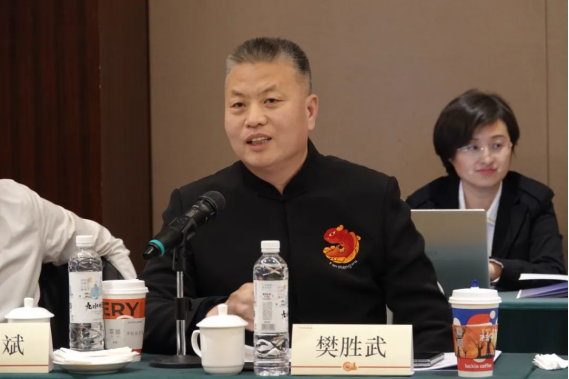 中国烹饪协会第七届常务理事会第七次会议顺利召开1819