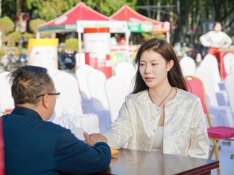 【配图版洛阳站】洛阳礼潮|伊利X同仁堂携手大张实业完成一场千年的健康接力(1)(2)763