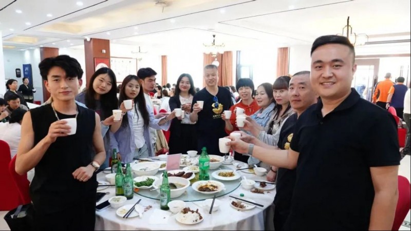 奔赴山野,向幸福出发!阿五人的度假旅游有多快乐410