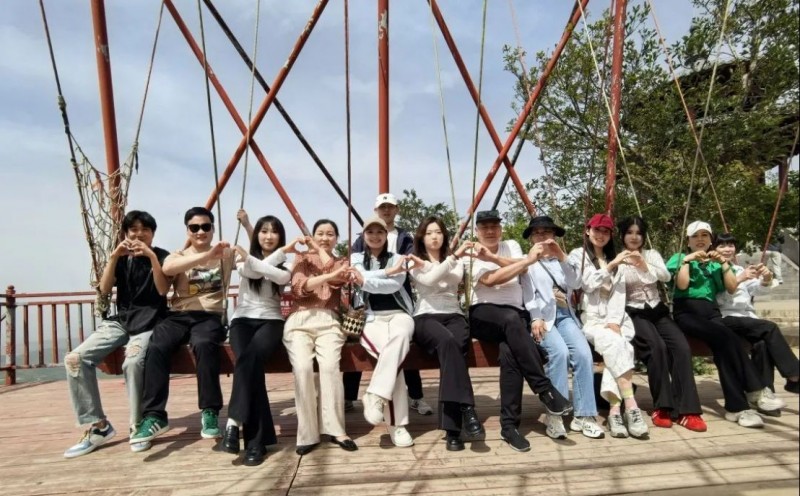 奔赴山野,向幸福出发!阿五人的度假旅游有多快乐876