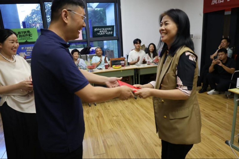 郑州演员特训营圆满结业 7 天 7 夜淬炼素人演员708