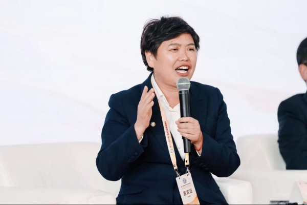 向新向智 共赢未来 18届高峰会559