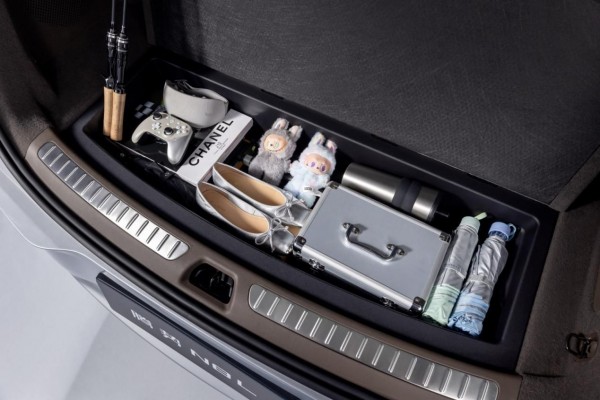 29.98万元-32.98万元!大六座安全豪华SUV腾势N8L正式上市(2)7